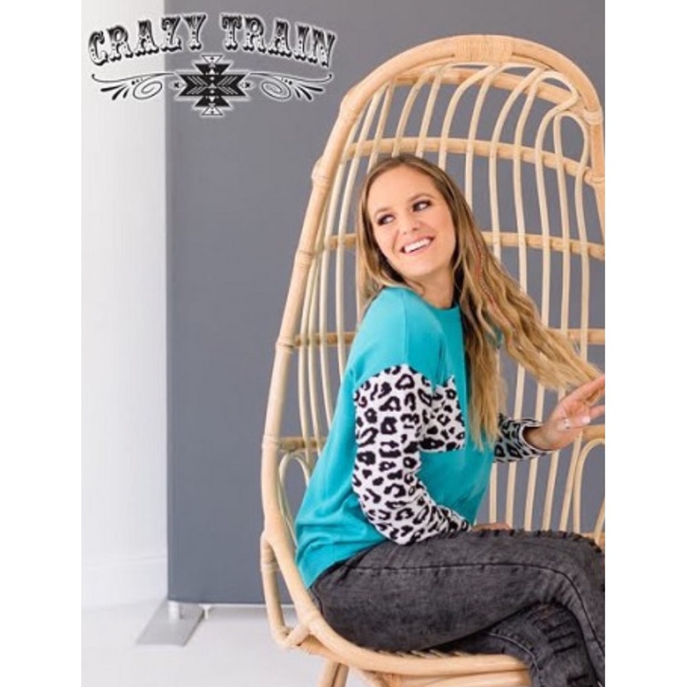 LAST 1 Crazy Train NWT Boutique Blue Cheetah top - Picture 4 of 9